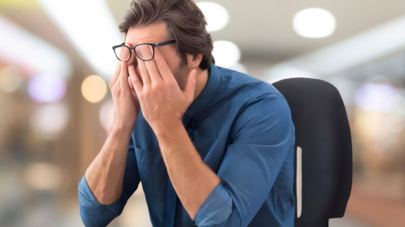 Datore di lavoro licenzia una dipendente