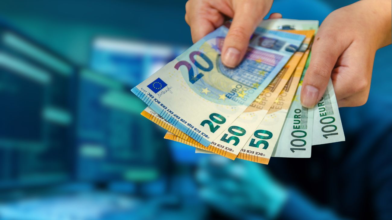 Rimborso per una pensionata dopo la truffa del finto SMS