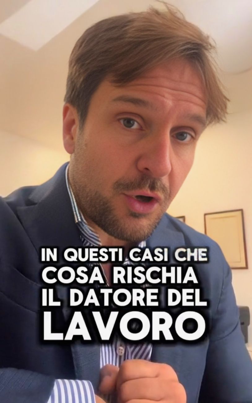 Il datore di lavoro ha l'obbligo di consegnare la busta paga: cosa rischia se non lo fa