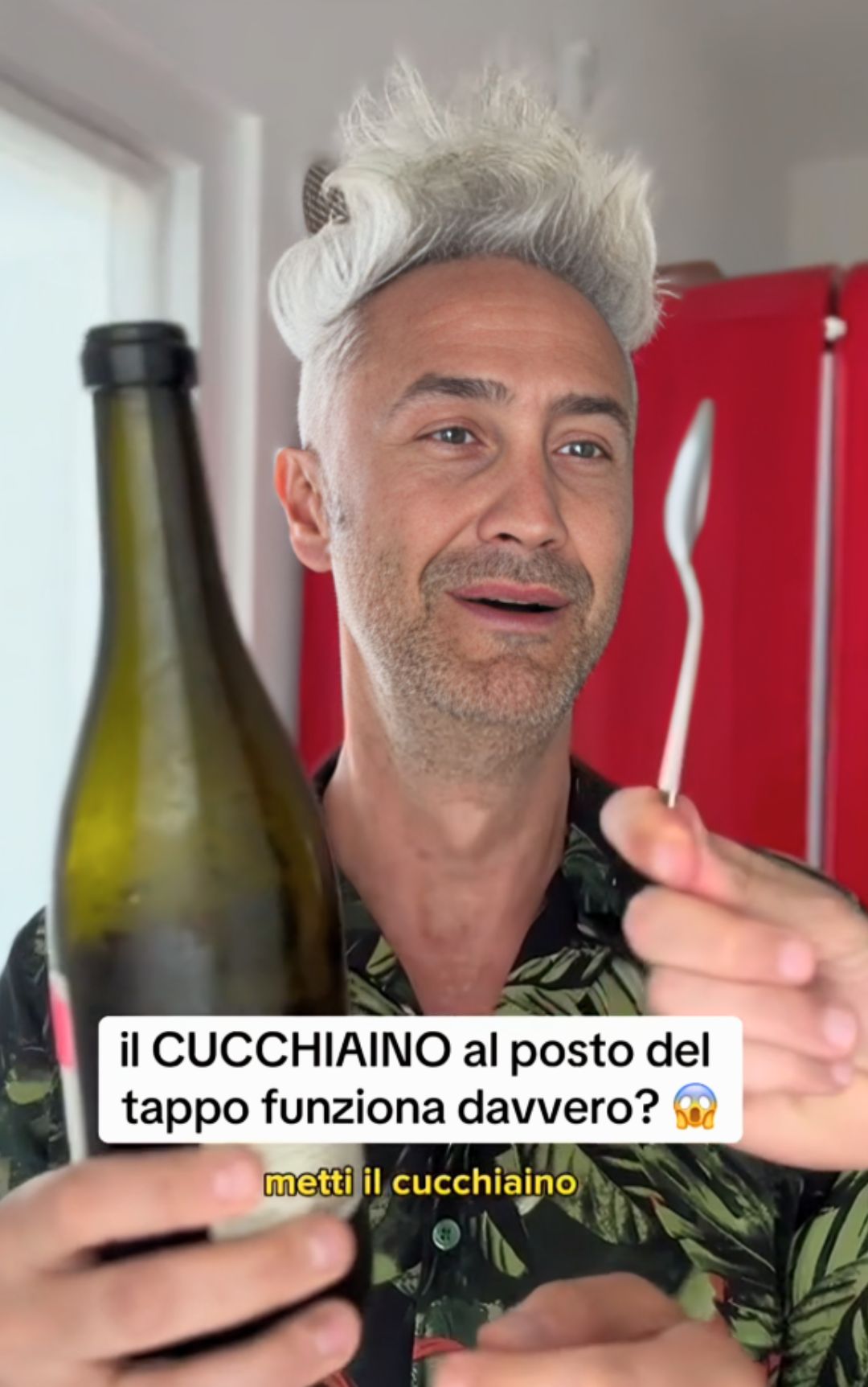 Cucchiaio nella bottiglia, il metodo della nonna funziona?