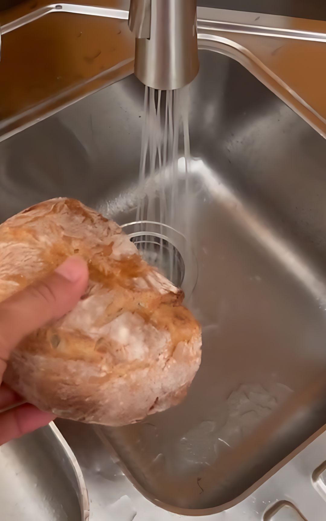 Pane duro, il semplice trucco per recuperarlo