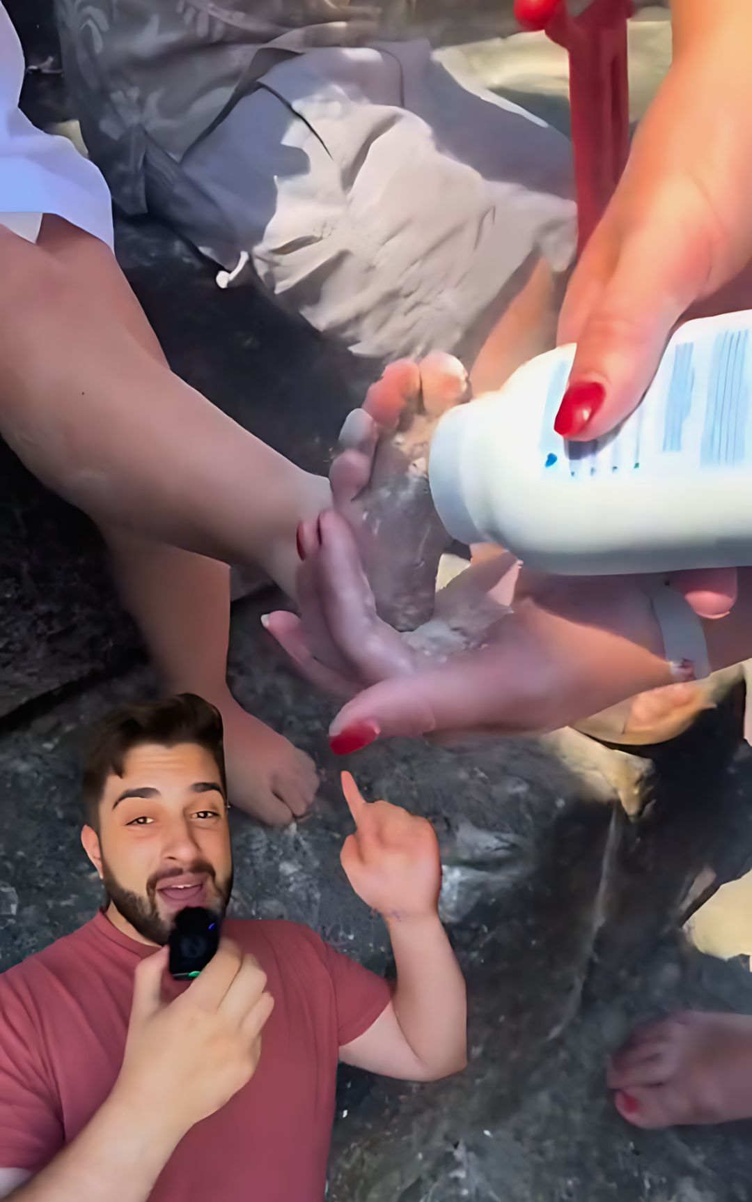 Sabbia, come rimuoverla facilmente grazie al talco