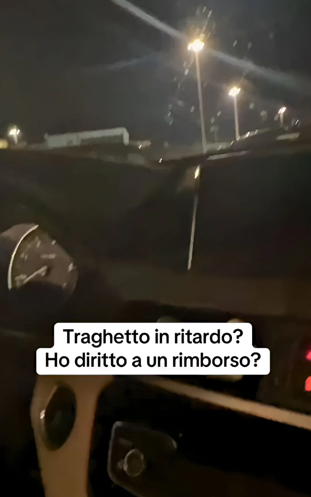 Traghetto in ritardo, il viaggiatore gode di specifici diritti