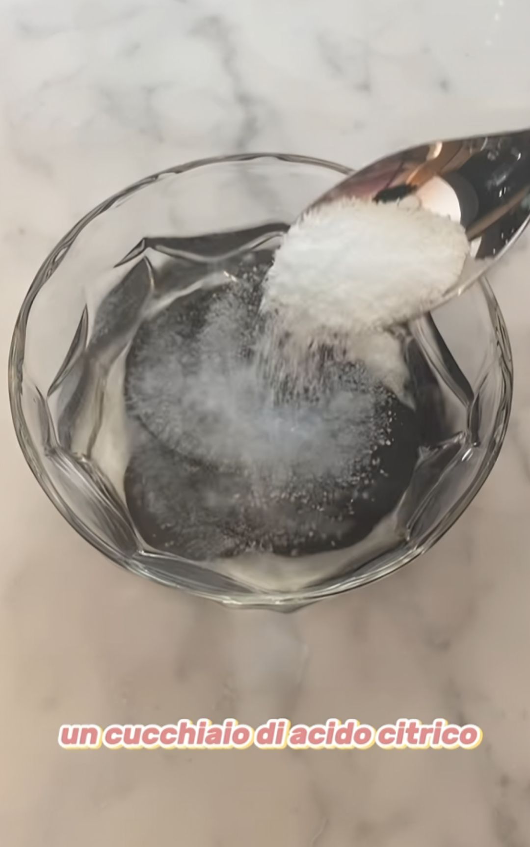 Fornello, addio ruggine grazie all'acido citrico