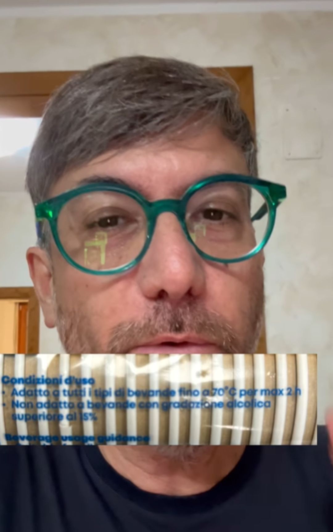 Caffè in bicchiere di carta: è fondamentale controllare questa indicazione sull'etichetta