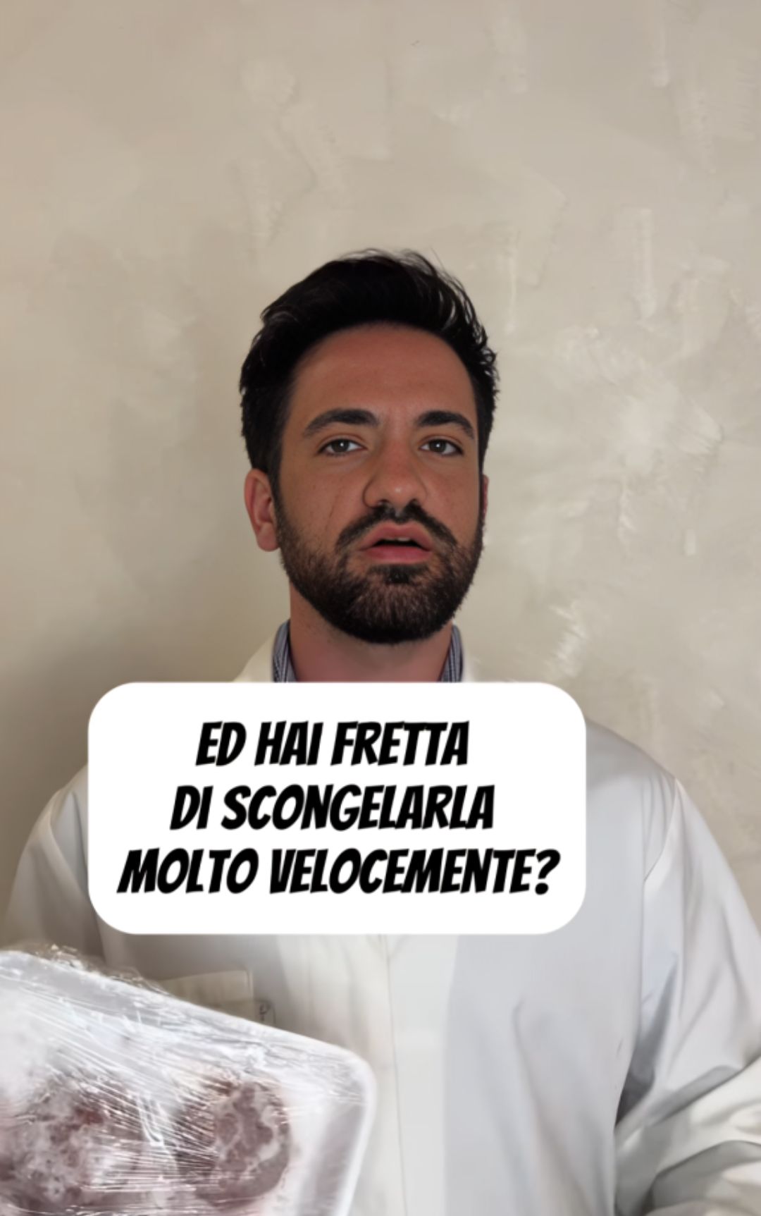 Freezer, perché la carne non va scongelata a temperatura ambiente