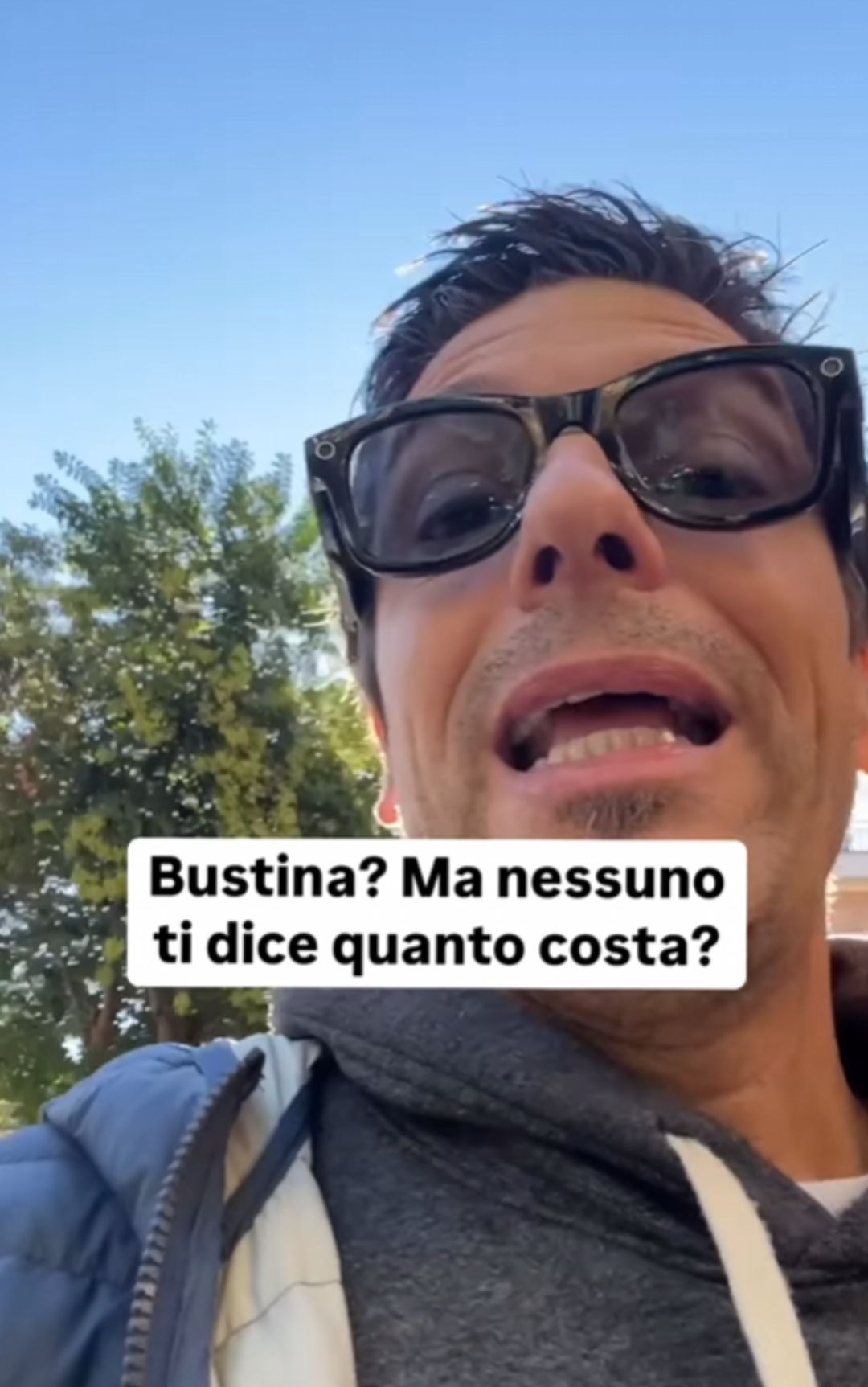 L'obbligo all'interno nei negozi sul prezzo delle buste